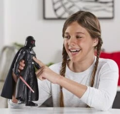 Star Wars Galactic Action Darth Vader, Interaktive Elektronische Figur -Kaufland 25734453 05