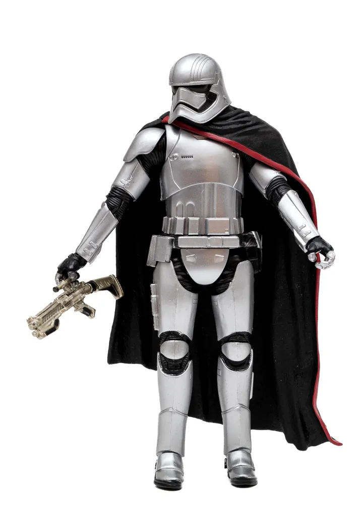 Captain Phasma Figur Star Wars The Black Series Actionfigur 06 Hasbro B3840 NEU 5 Captain Phasma Figur Star Wars The Black Series Actionfigur 06 Hasbro B3840 NEU – Bild 3